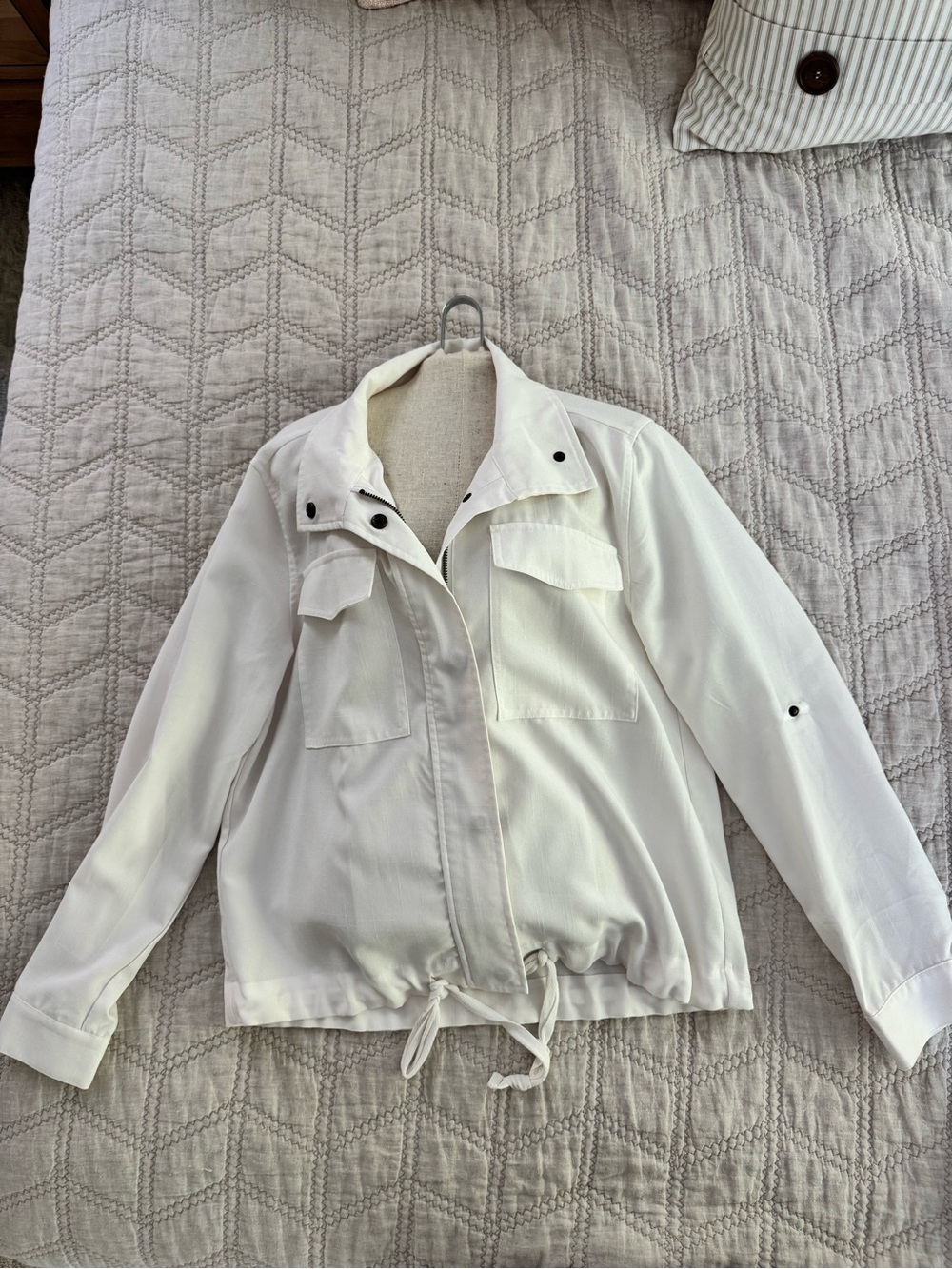 Women's Mudpie White Lightweight zip Jacket with drawstring waist size Small